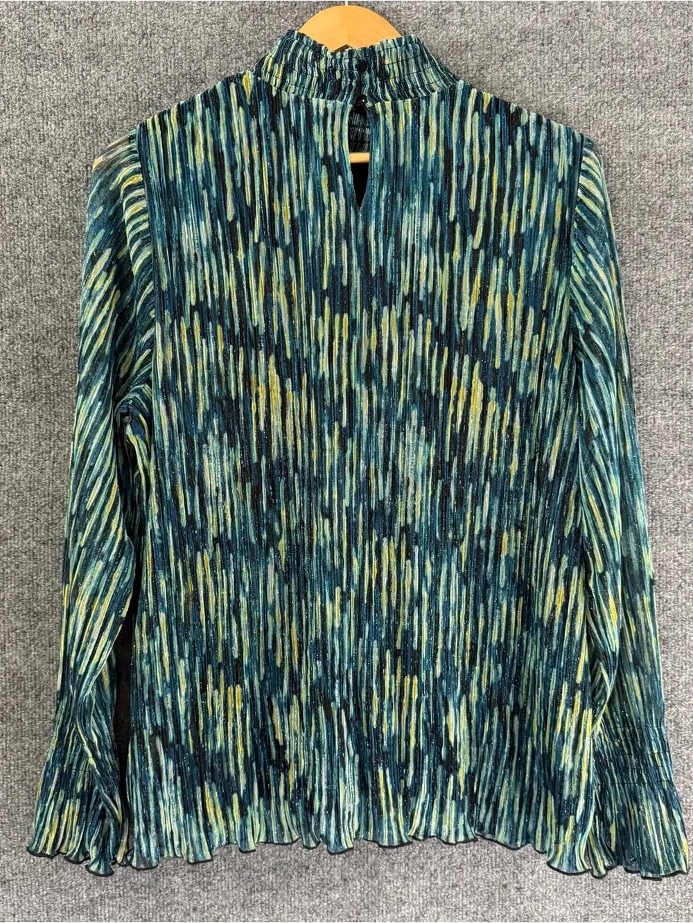 Chicos Womens Crinkle Shine Mock Neck Top Size XL Teal Yellow Long Sleeve Office - Picture 2 of 8